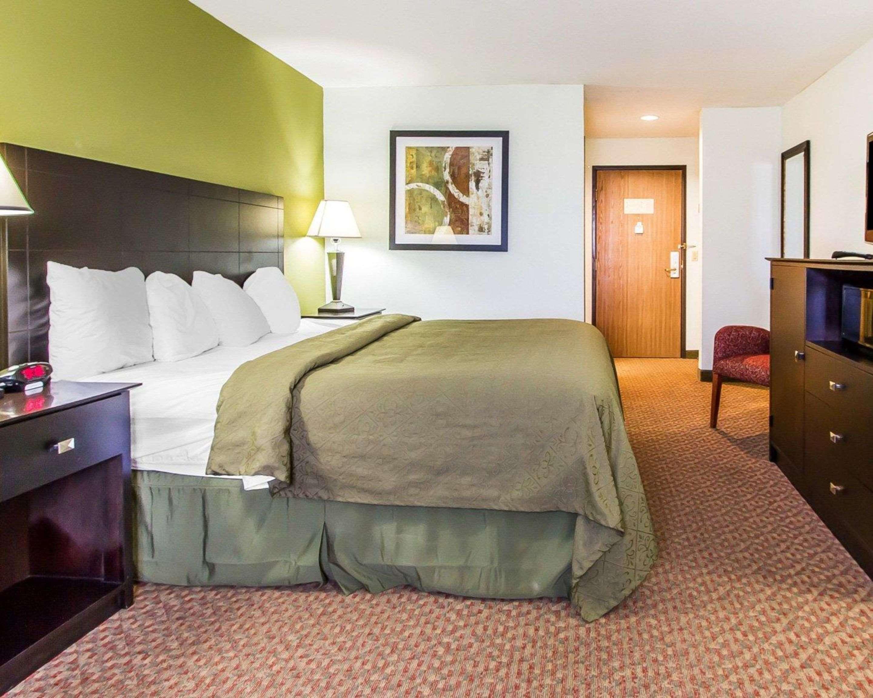 Quality Inn Pontiac Il Exterior foto