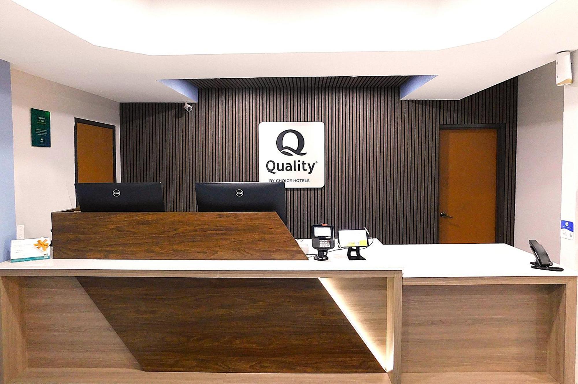 Quality Inn Pontiac Il Exterior foto
