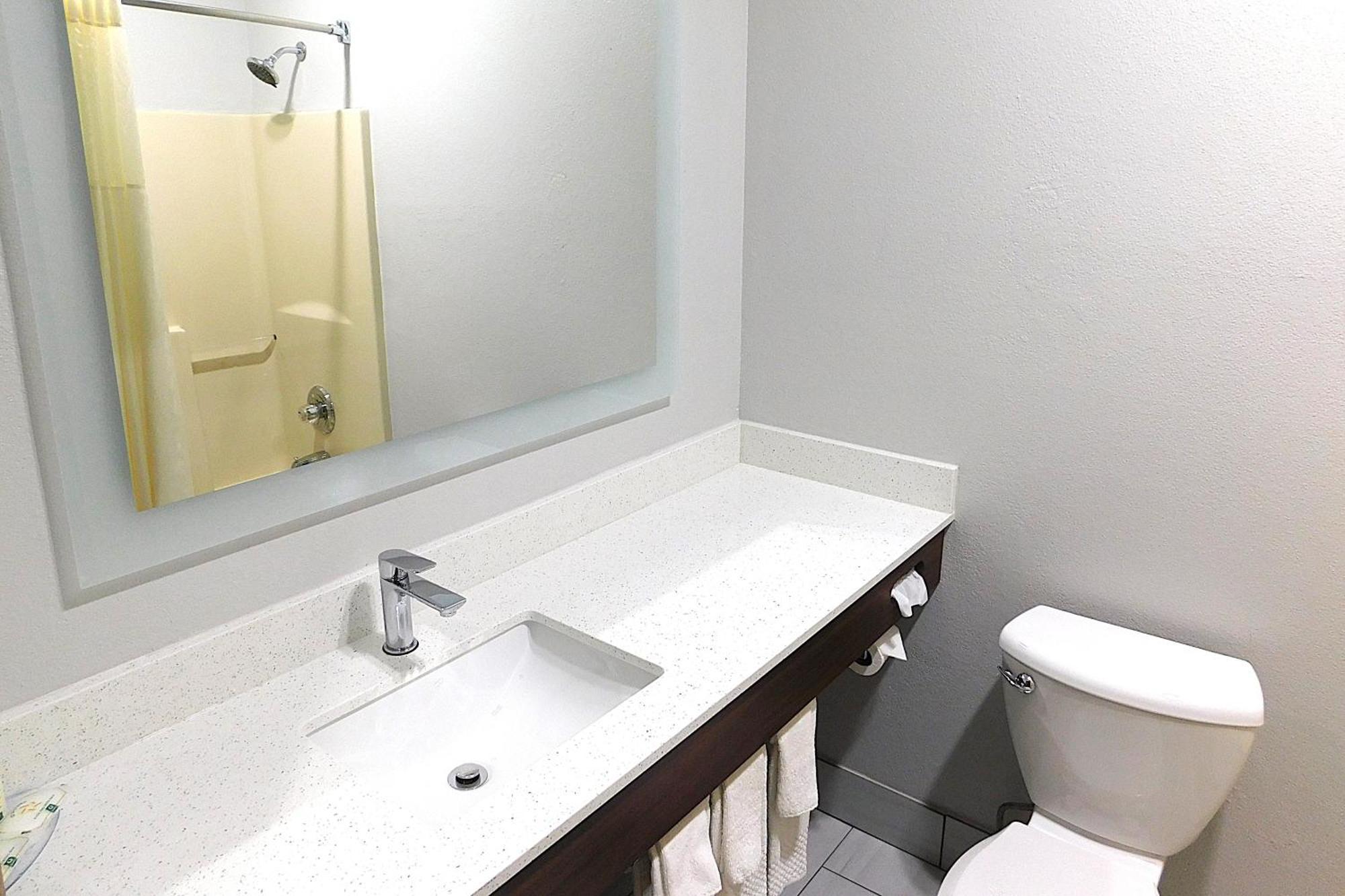 Quality Inn Pontiac Il Exterior foto